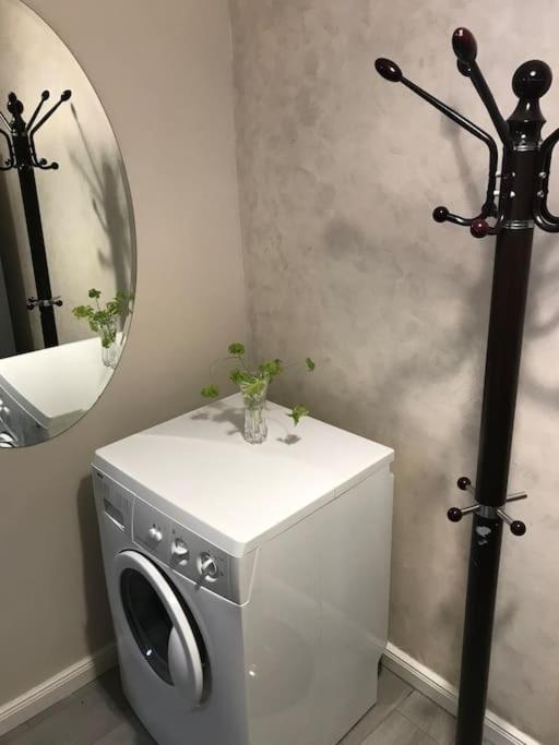Warm Apartment In The Center Of Tirana City Екстер'єр фото