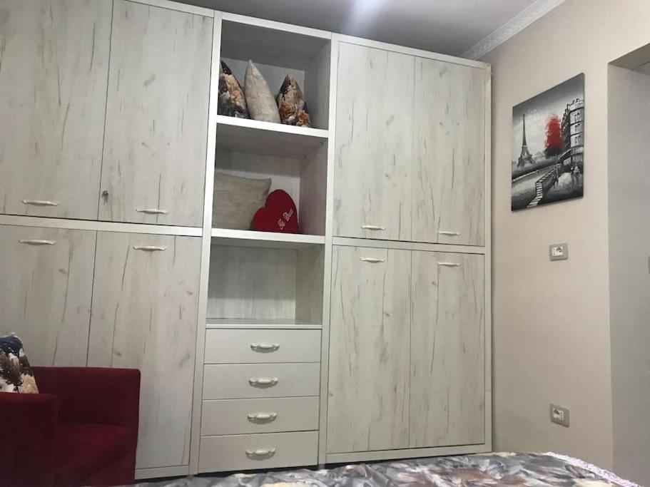 Warm Apartment In The Center Of Tirana City Екстер'єр фото